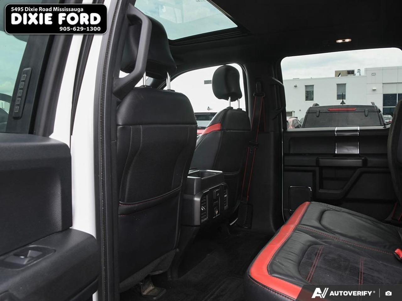 2016 Ford F-150 Lariat Photo