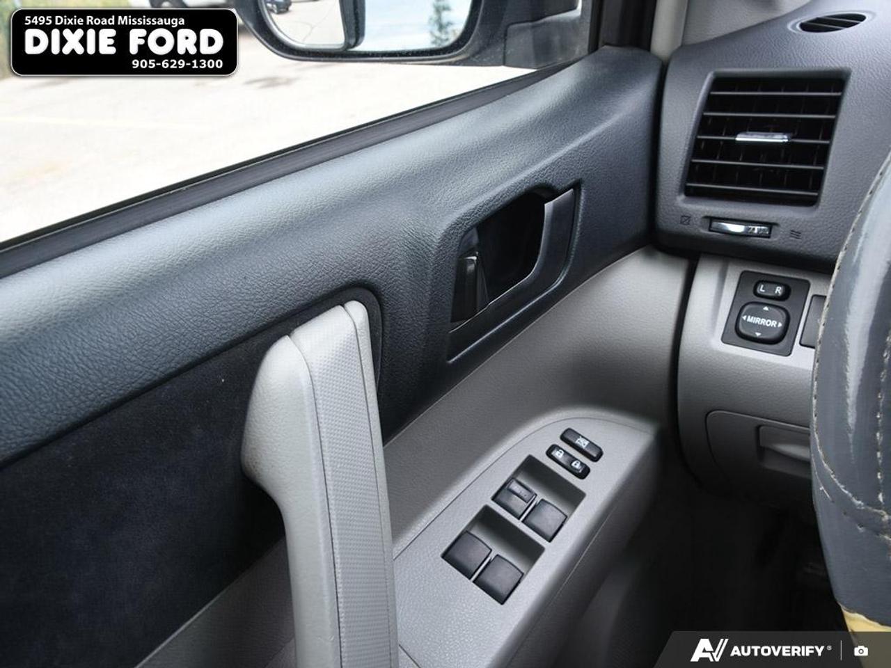 2009 Toyota Highlander BASE Photo
