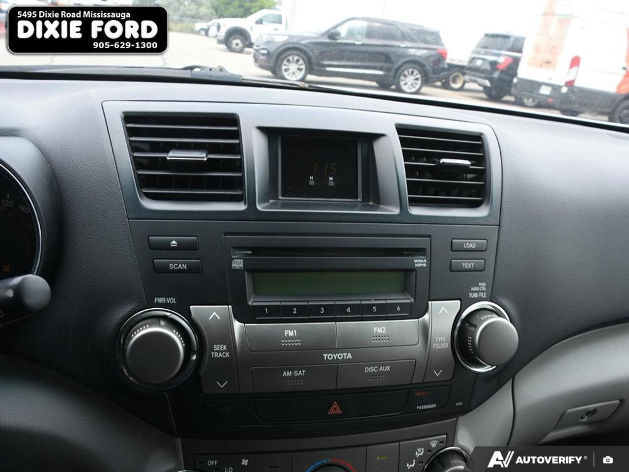 2009 Toyota Highlander BASE Photo