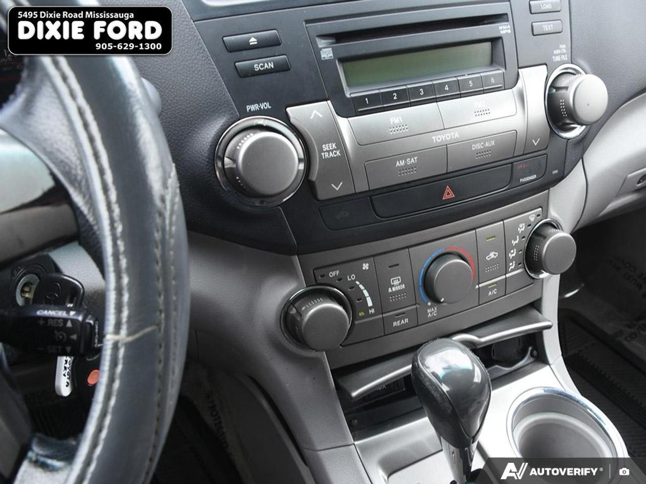 2009 Toyota Highlander BASE Photo