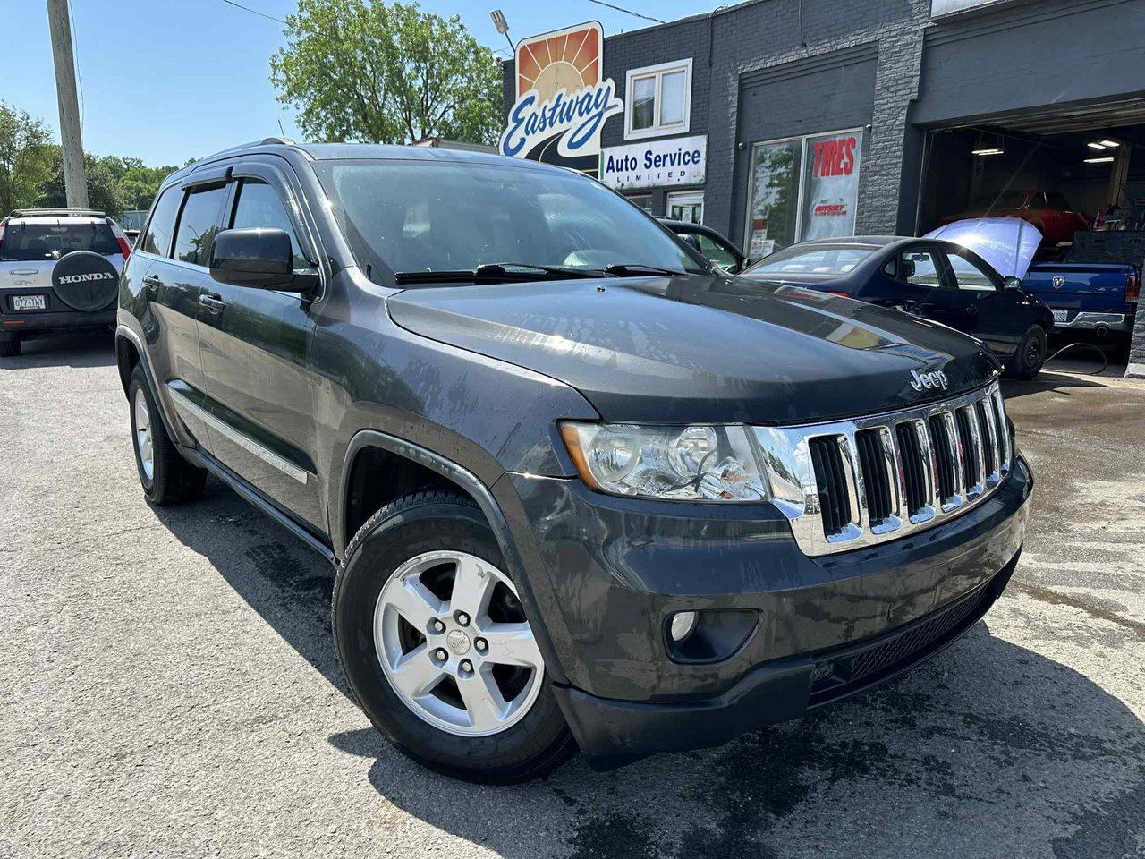 Used 2011 Jeep Grand Cherokee Laredo for sale in St Catharines, ON