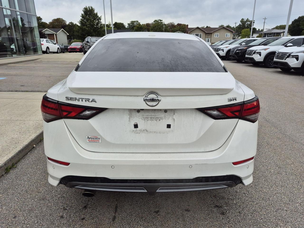 2021 Nissan Sentra SR MOONROOF, REMOTE START Photo3