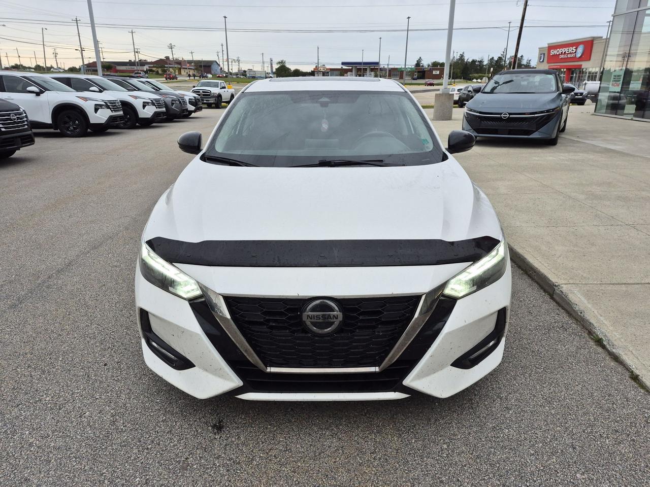 2021 Nissan Sentra SR MOONROOF, REMOTE START Photo