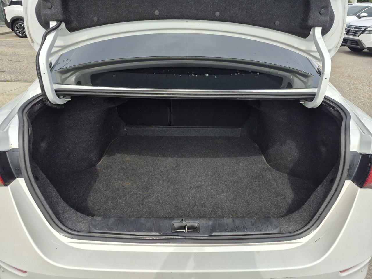 2021 Nissan Sentra SR MOONROOF, REMOTE START Photo