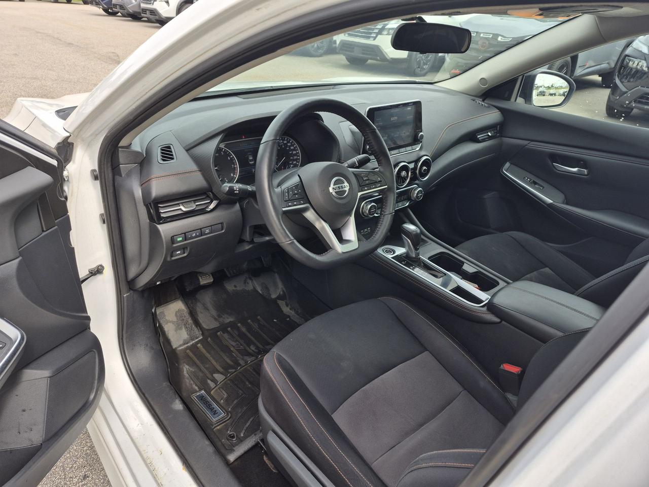 2021 Nissan Sentra SR MOONROOF, REMOTE START Photo