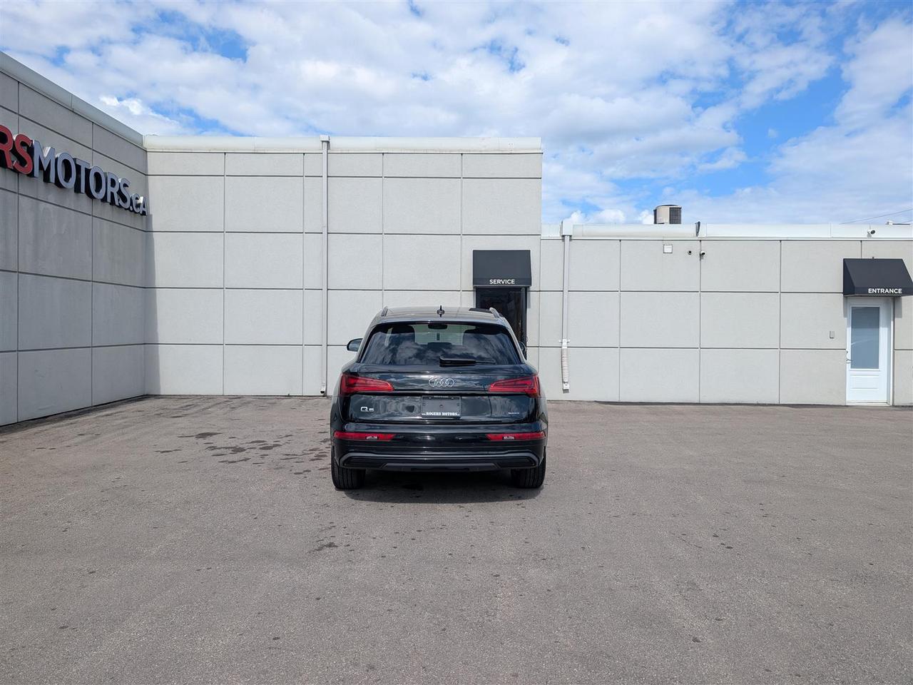 2023 Audi Q5 QTRO - LEATHER - HTD SEATS - TECH FEATS Photo