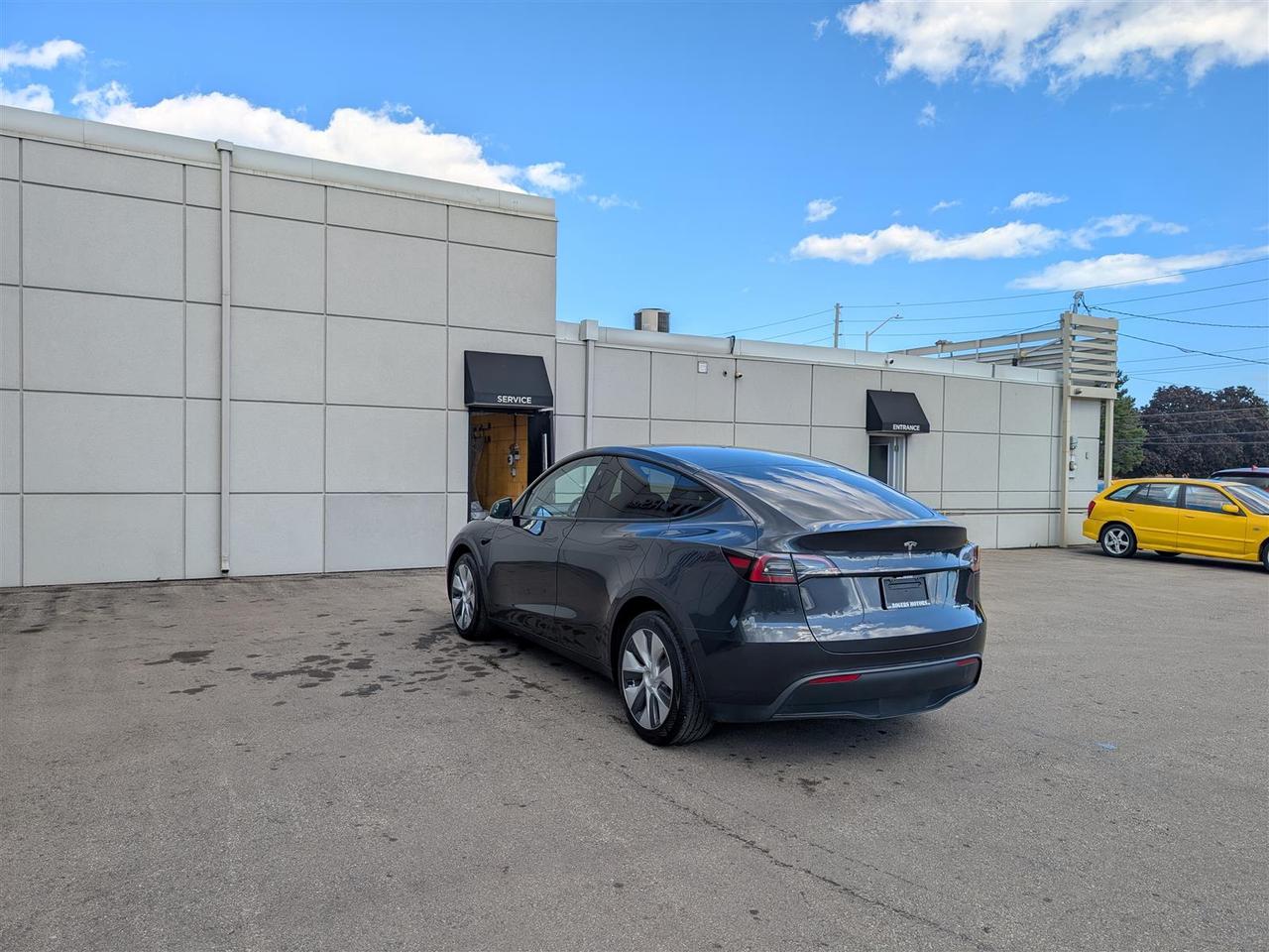 2024 Tesla Model Y LONG RANGE AWD - COMPUTER 4 - DUAL MOTOR Photo2