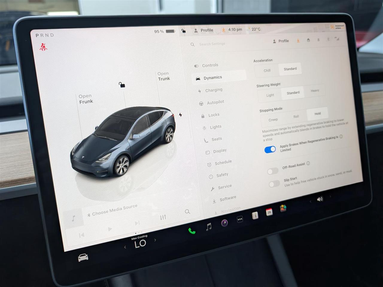 2024 Tesla Model Y LONG RANGE AWD - COMPUTER 4 - DUAL MOTOR Photo
