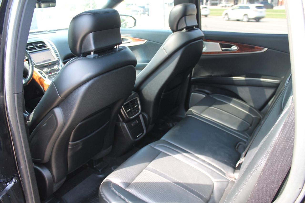 2019 Lincoln Nautilus Reserve AWD Photo