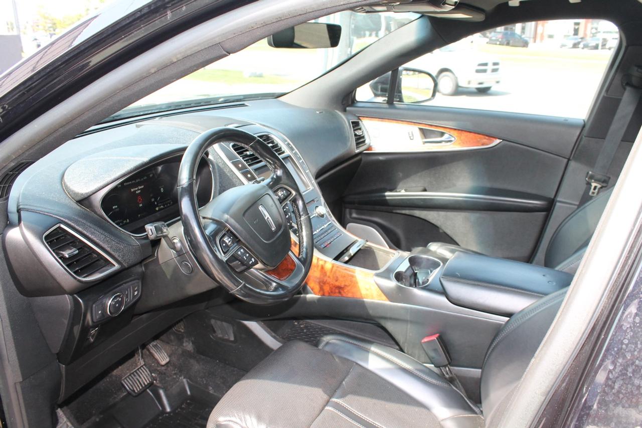 2019 Lincoln Nautilus Reserve AWD Photo