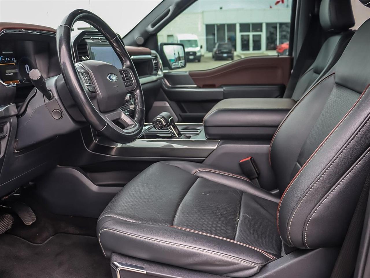 2022 Ford F-150 Lariat 4WD SuperCrew 5.5' Box Photo