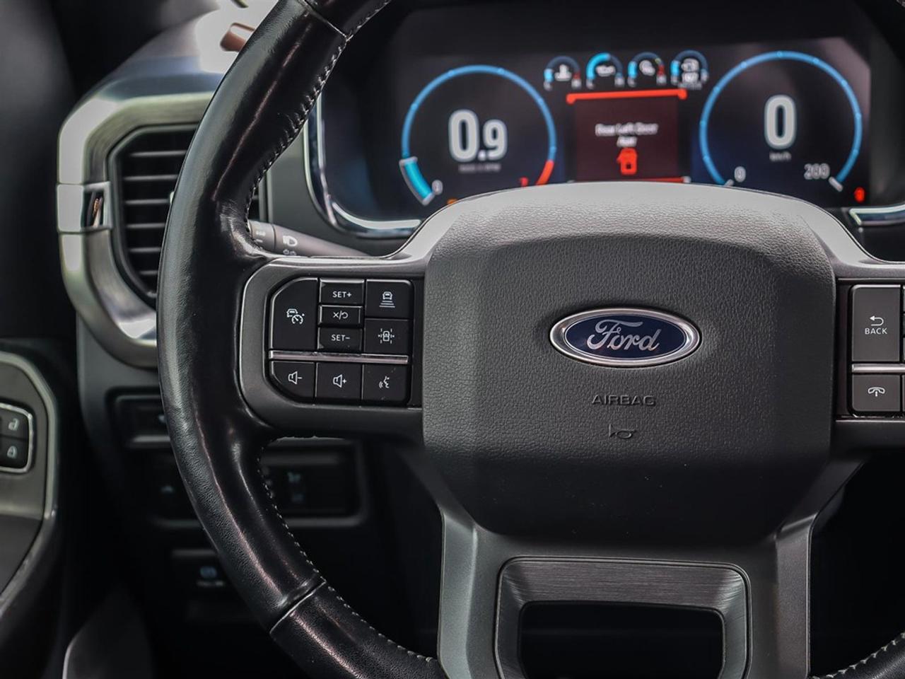 2022 Ford F-150 Lariat 4WD SuperCrew 5.5' Box Photo
