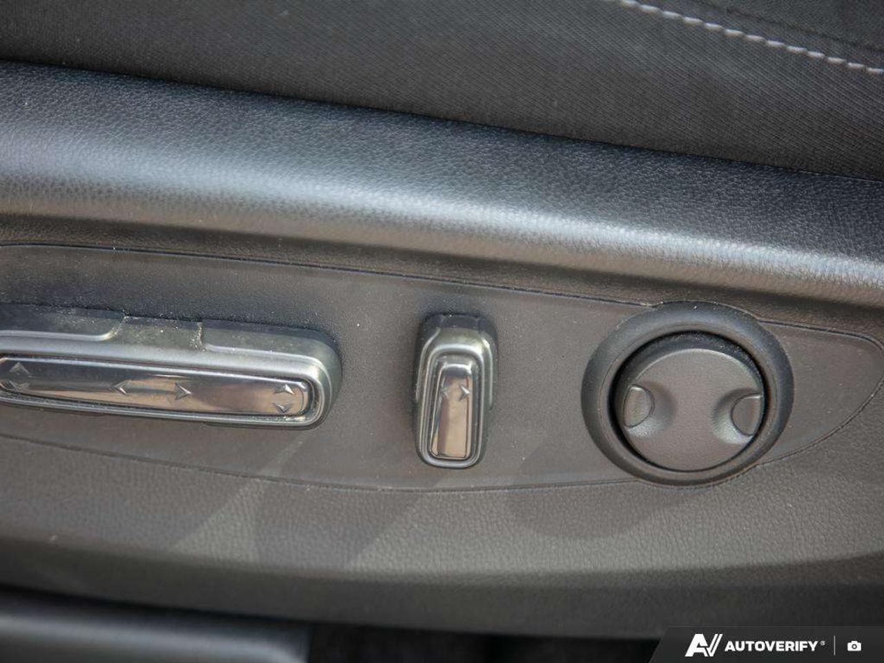 2025 Honda CR-V Sport Photo