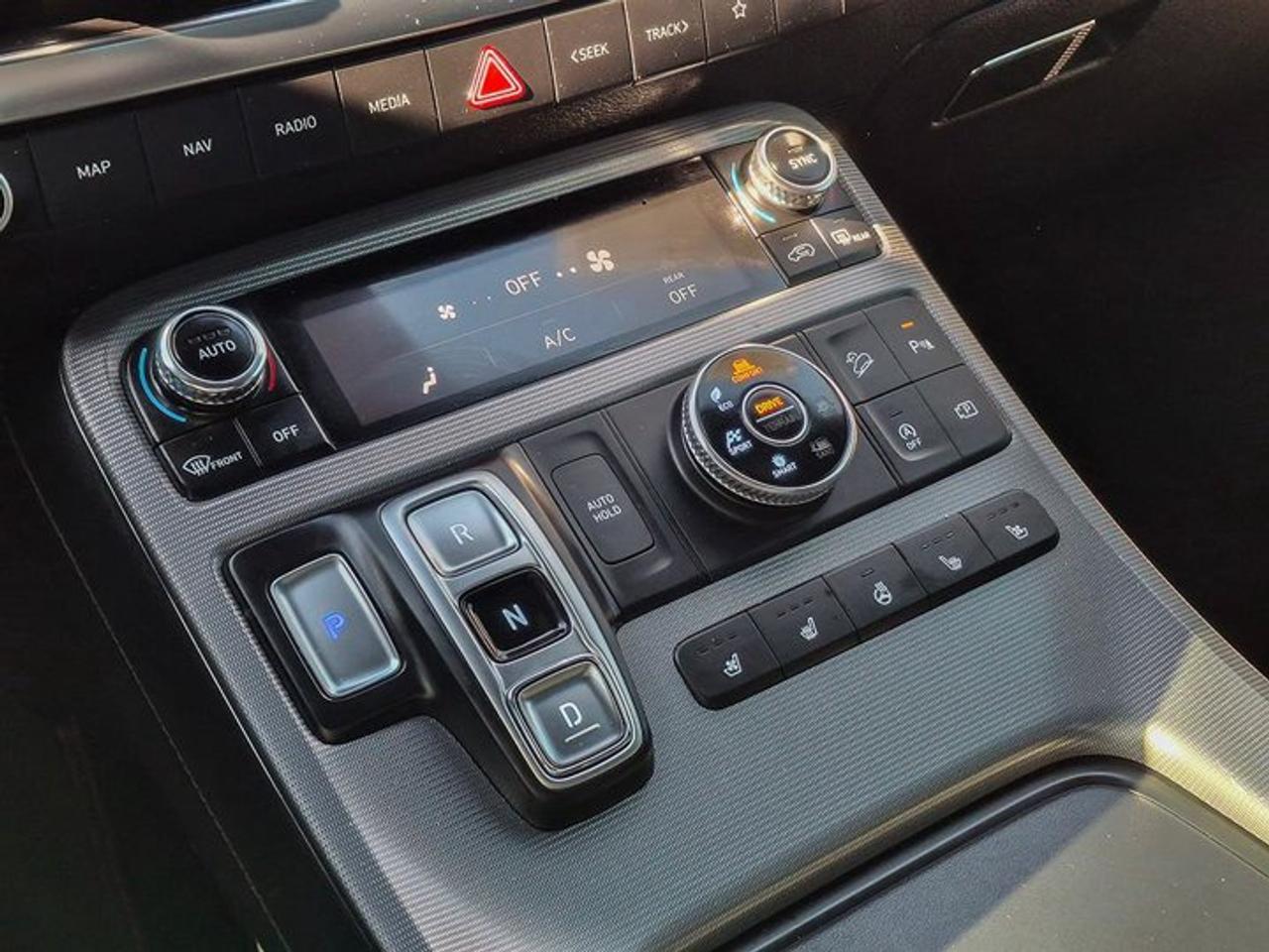 2023 Hyundai PALISADE Ultimate Calligraphy AWD | 7 Pass | Captain's Chairs | Leather | Sunroof | BSM and More ! Photo