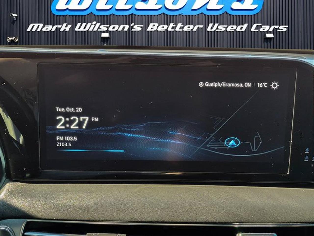 2023 Hyundai PALISADE Ultimate Calligraphy AWD | 7 Pass | Captain's Chairs | Leather | Sunroof | BSM and More ! Photo