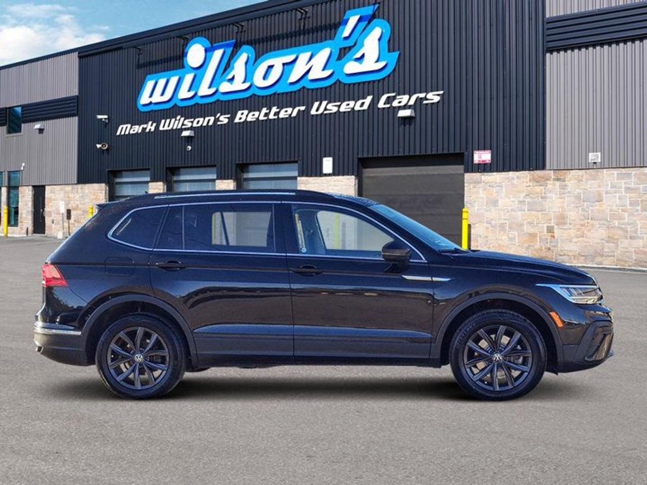 2024 Volkswagen Tiguan Comfortline AWD | Leather | Heated Seats + Steering | Wireless Carplay | Adaptive Cruise | and More! Photo