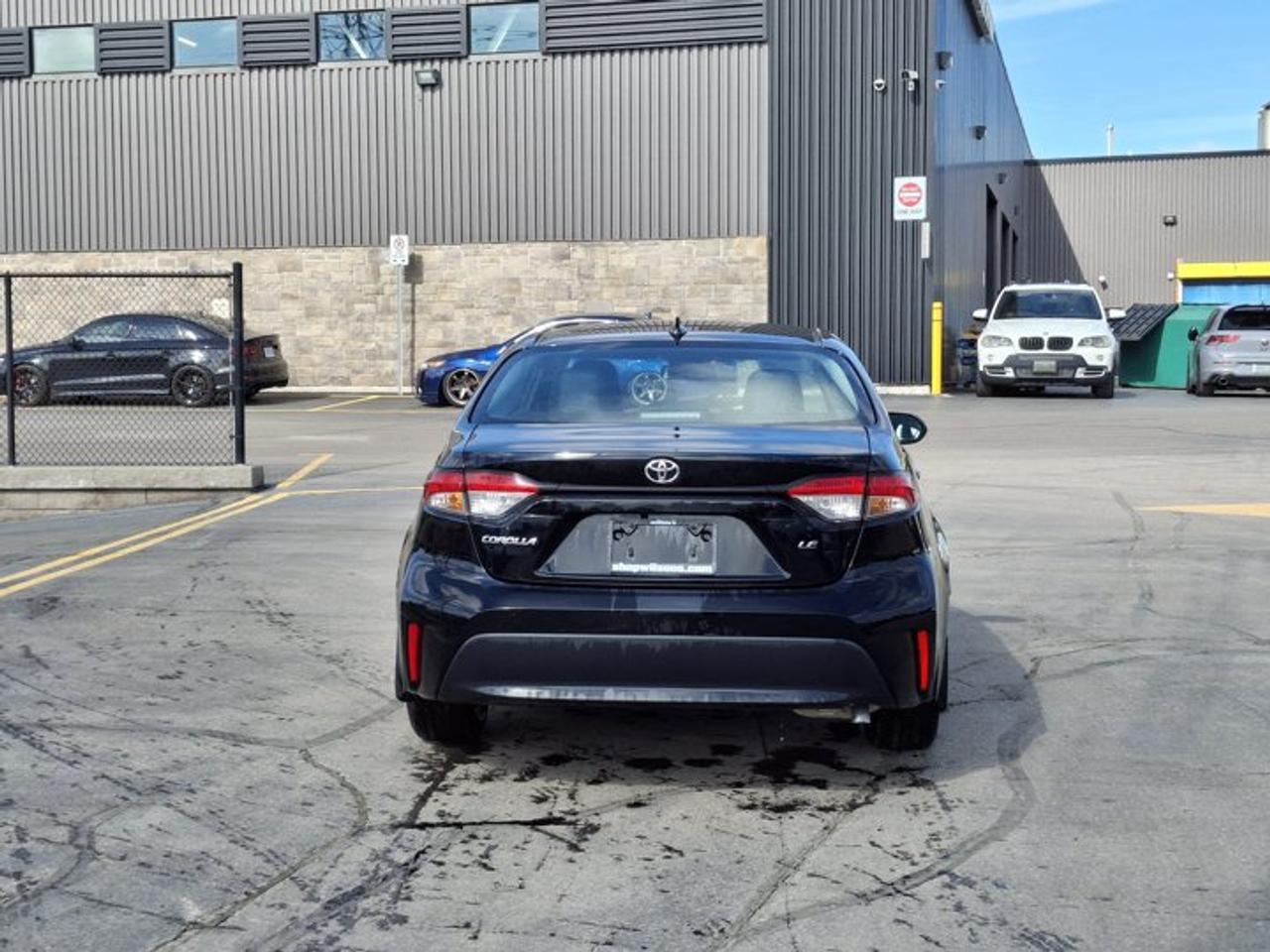 2024 Toyota Corolla LE Upgrade | Sunroof | Heated Seats | Radar Cruise | Rear Camera | Bluetooth | and More ! Photo