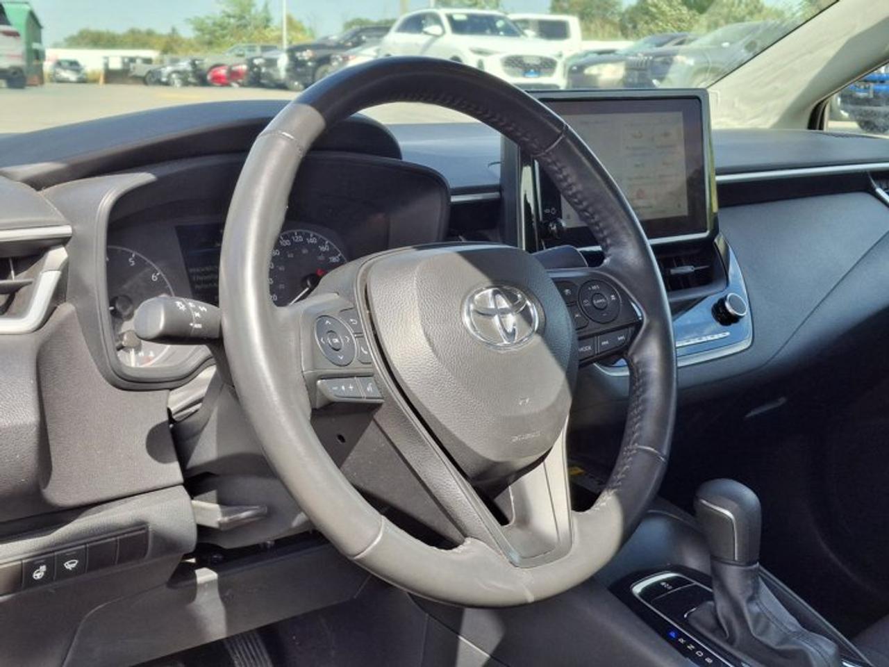 2024 Toyota Corolla LE Upgrade | Sunroof | Heated Seats | Radar Cruise | Rear Camera | Bluetooth | and More ! Photo