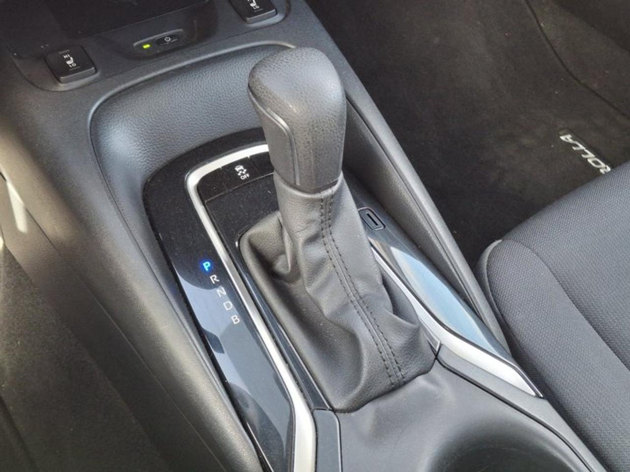 2024 Toyota Corolla LE Upgrade | Sunroof | Heated Seats | Radar Cruise | Rear Camera | Bluetooth | and More ! Photo