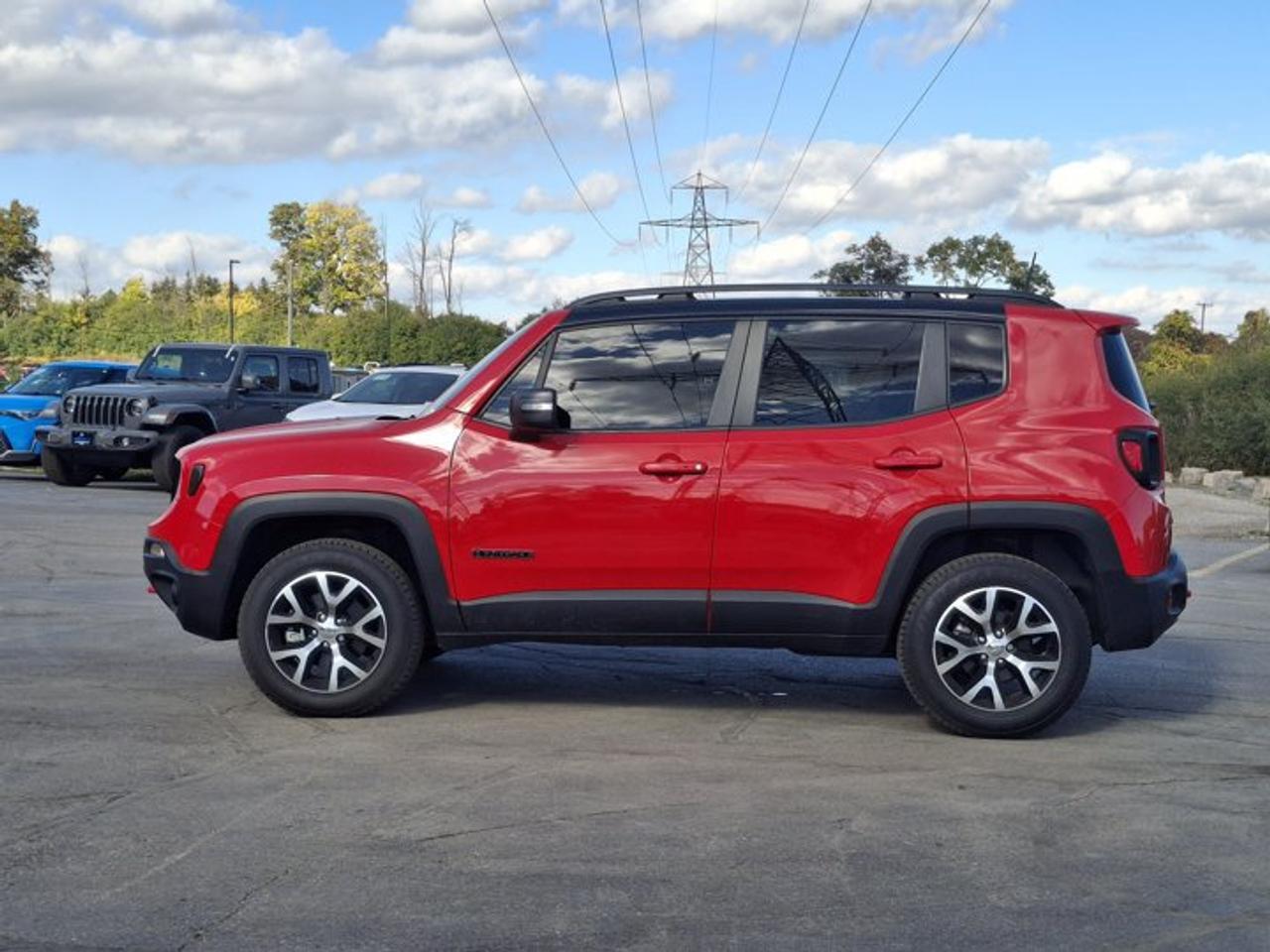 2021 Jeep Renegade Trailhawk 4WD | Pano Sunroof | Kenwood Audio | Trailer Group | Carplay + Android Auto | Heated Seats Photo