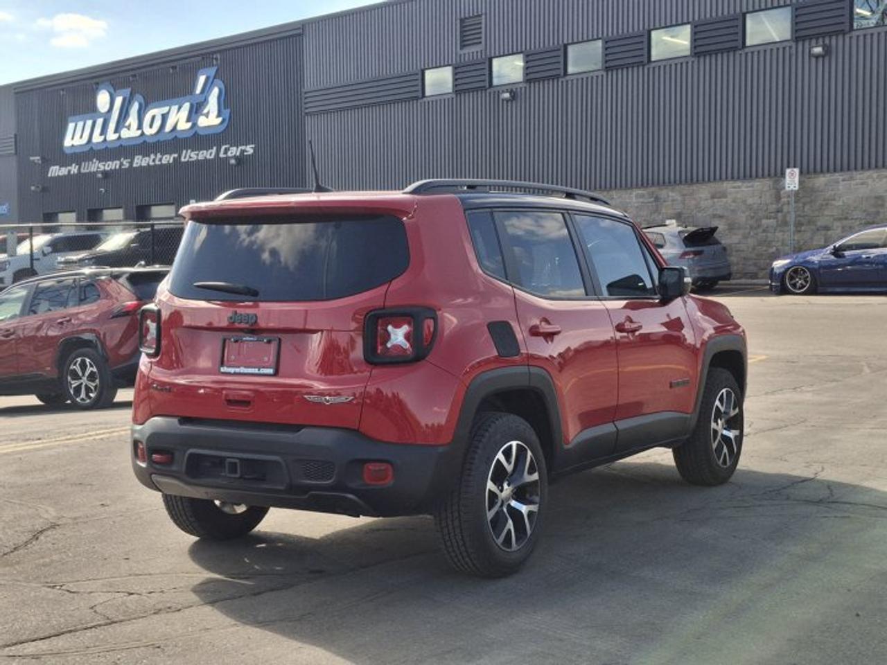 2021 Jeep Renegade Trailhawk 4WD | Pano Sunroof | Kenwood Audio | Trailer Group | Carplay + Android Auto | Heated Seats Photo4