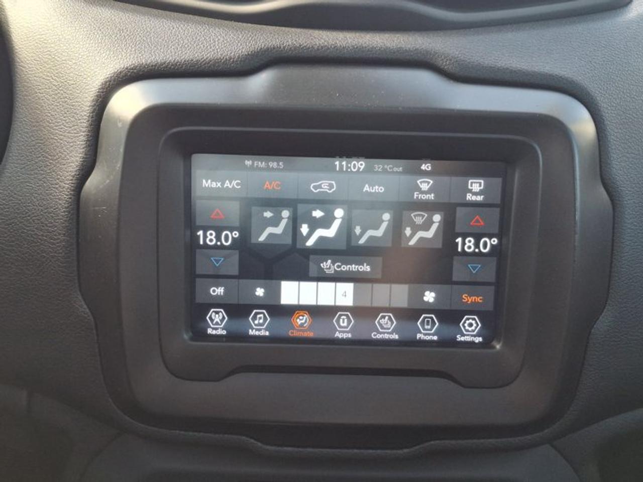 2021 Jeep Renegade Trailhawk 4WD | Pano Sunroof | Kenwood Audio | Trailer Group | Carplay + Android Auto | Heated Seats Photo