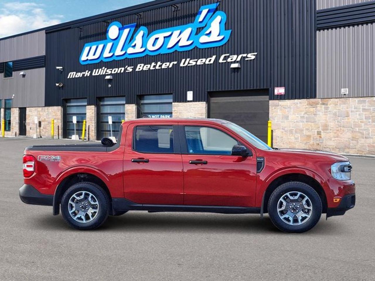 2024 Ford Maverick XLT AWD | Luxury Pkg | Sunroof | FX4 | 17" Alloys | Power Seat | Heated Wheel + Seats | and More ! Photo