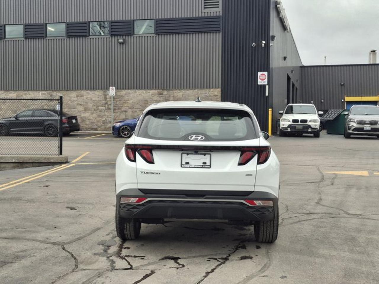 2023 Hyundai Tucson Essential AWD | Heated Seats | Cruise Control | Lane Keep Assist | Reverse Cam | and More ! Photo3