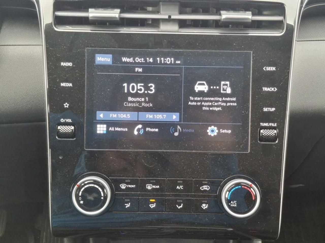 2023 Hyundai Tucson Essential AWD | Heated Seats | Cruise Control | Lane Keep Assist | Reverse Cam | and More ! Photo