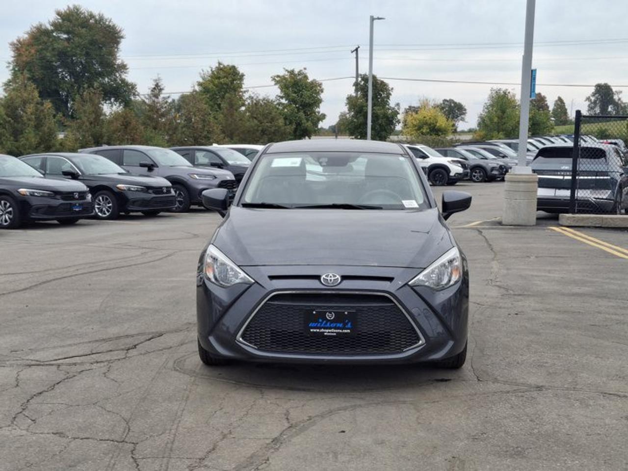 2020 Toyota Yaris Hatchback LE | Auto | Heated Seats | Bluetooth | Rear Camera | and More ! Photo