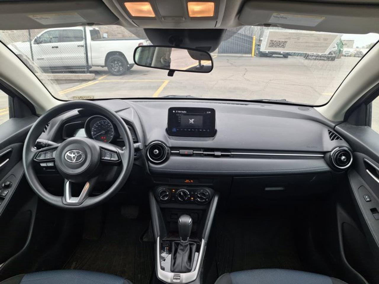 2020 Toyota Yaris Hatchback LE | Auto | Heated Seats | Bluetooth | Rear Camera | and More ! Photo