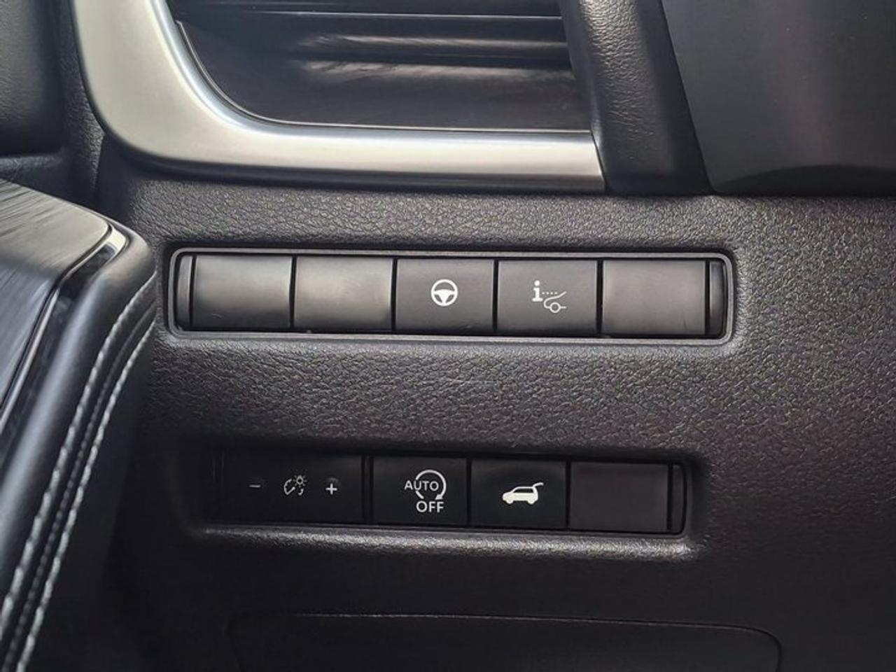 2023 Nissan Rogue Platinum AWD | Leather | Sunroof | Nav | HUD | Bose | Heated Wheel + Seats | 360 Camera and More ! Photo