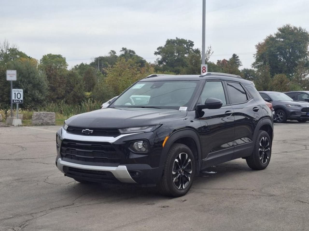 2023 Chevrolet TrailBlazer LT AWD | Heated Seats | CarPlay + Android | Remote Start | Rear Cam | and More ! Photo0