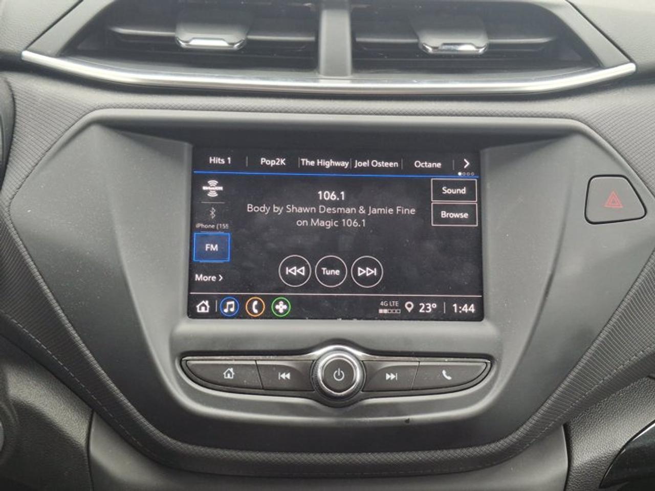 2023 Chevrolet TrailBlazer LT AWD | Heated Seats | CarPlay + Android | Remote Start | Rear Cam | and More ! Photo