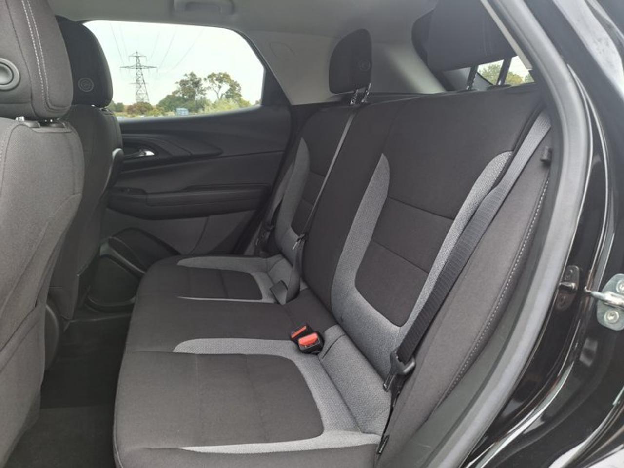 2023 Chevrolet TrailBlazer LT AWD | Heated Seats | CarPlay + Android | Remote Start | Rear Cam | and More ! Photo