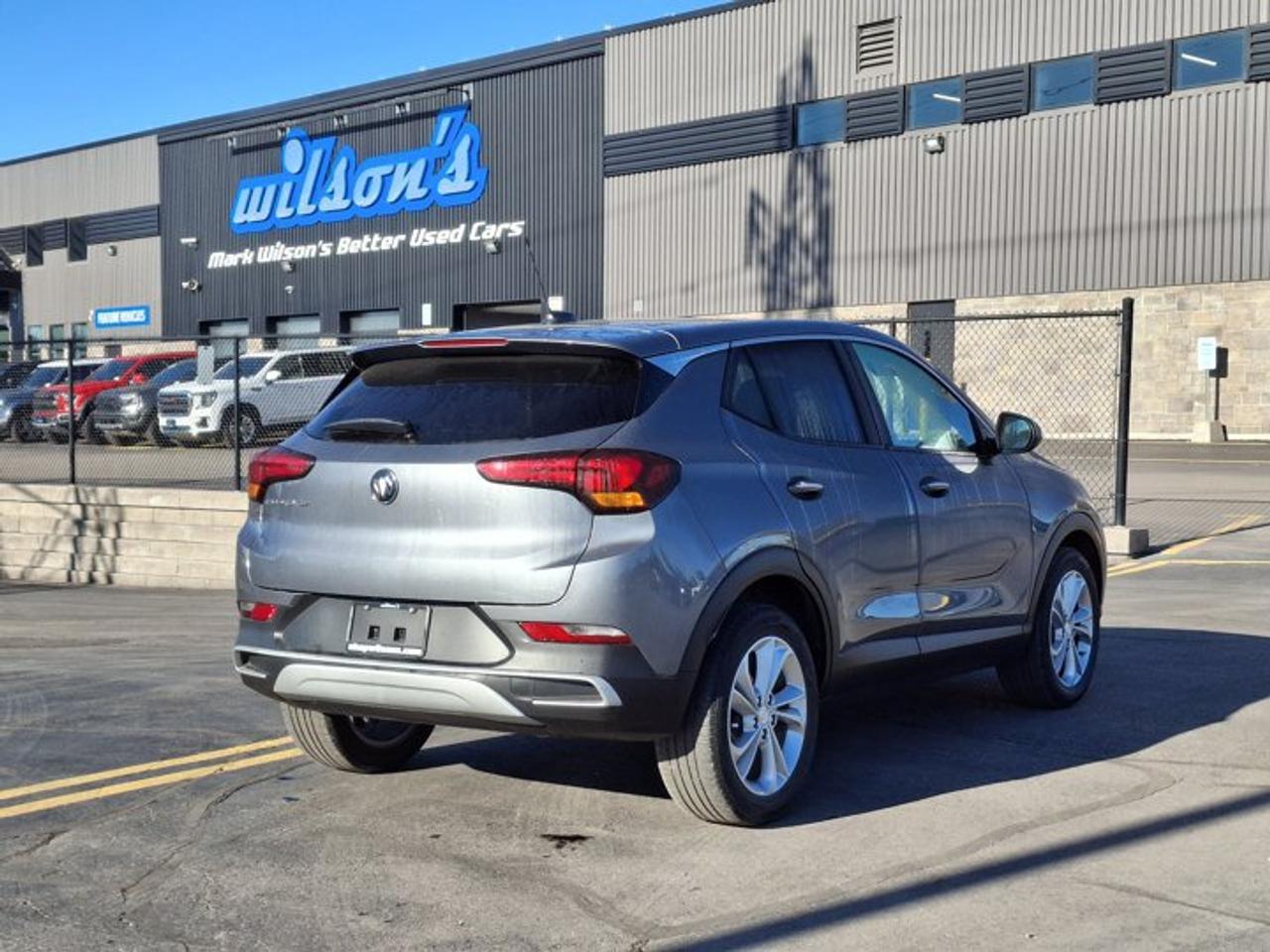 2021 Buick Encore GX Preferred | Heated Seats | Power Drivers Seat | Remote Start | Lane Keep Assist | Carplay & More ! Photo4