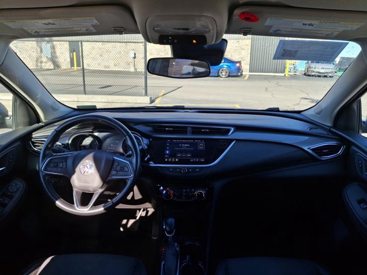 2021 Buick Encore GX Preferred | Heated Seats | Power Drivers Seat | Remote Start | Lane Keep Assist | Carplay & More ! Photo