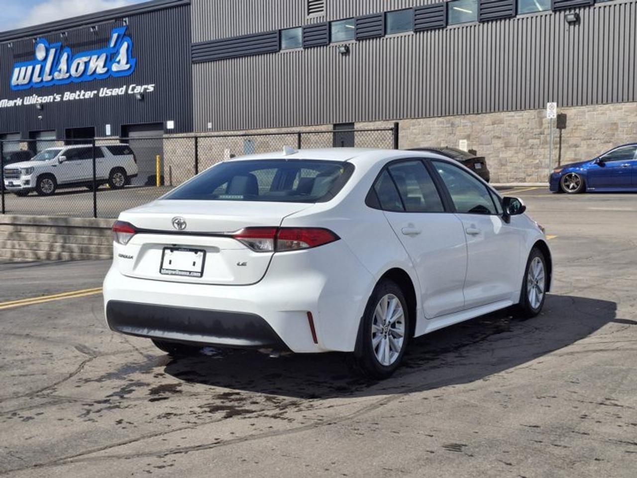 2024 Toyota Corolla LE Upgrade | Sunroof | Heated Seats | Radar Cruise | Rear Camera | Bluetooth | and More ! Photo