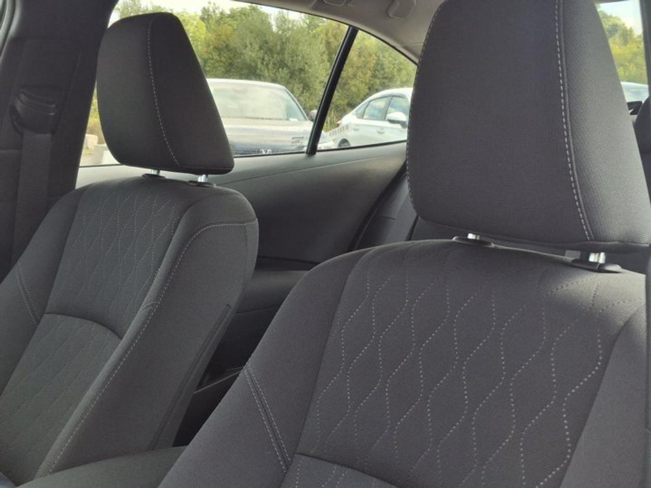 2024 Toyota Corolla LE Upgrade | Sunroof | Heated Seats | Radar Cruise | Rear Camera | Bluetooth | and More ! Photo