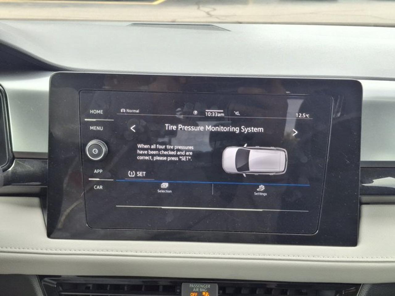 2025 Volkswagen Taos Trendline AWD | Heated Seats + Steering | Adaptative Cruise | Blind Spot Monitor | Carplay & More ! Photo
