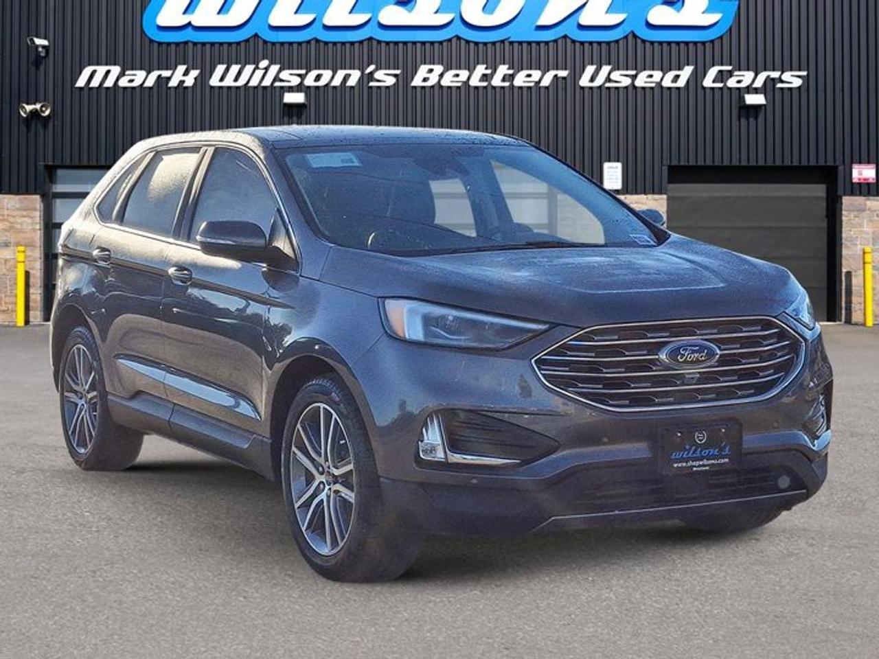 2022 Ford Edge Titanium AWD | Leather | Panoramic Sunroof | Heated Seats + Steering | Trailer Tow Pkg | and More ! Photo
