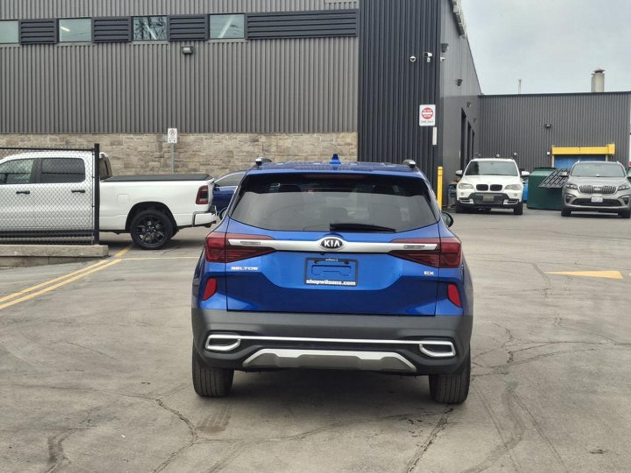 2021 Kia Seltos EX Premium AWD | Leather | Sunroof | Heated + Ventilated Seats | Heated Steering | CarPlay & More ! Photo