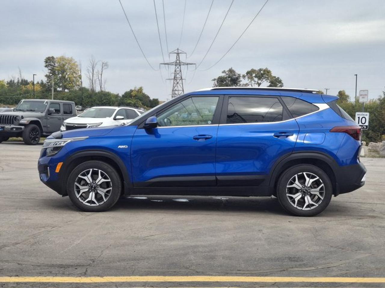 2021 Kia Seltos EX Premium AWD | Leather | Sunroof | Heated + Ventilated Seats | Heated Steering | CarPlay & More ! Photo1