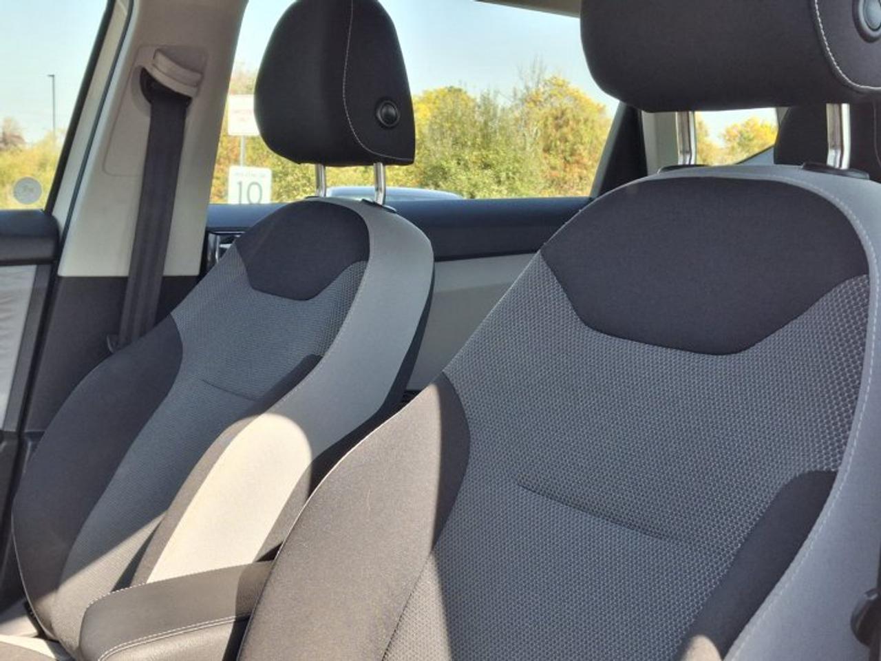 2024 Volkswagen Taos Trendline | Heated Seats + Steering | CarPlay + Android | Push Start | Blind Spot | Rear Cam & More! Photo