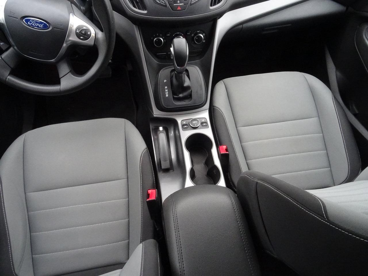 2016 Ford Escape SE Photo
