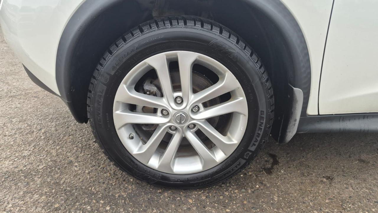 2013 Nissan Juke SV, WELL MAINTAINED, AS IS, RUNS LIMP MODE Photo