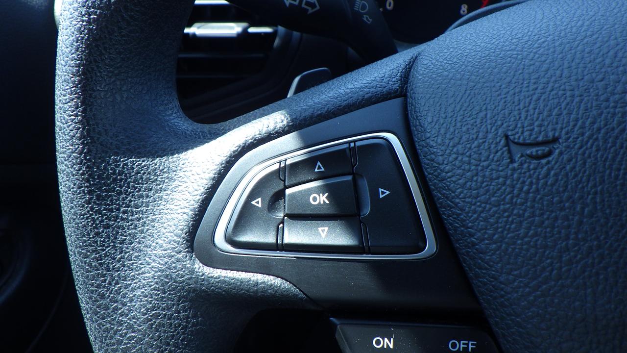 2017 Ford Escape SE Photo