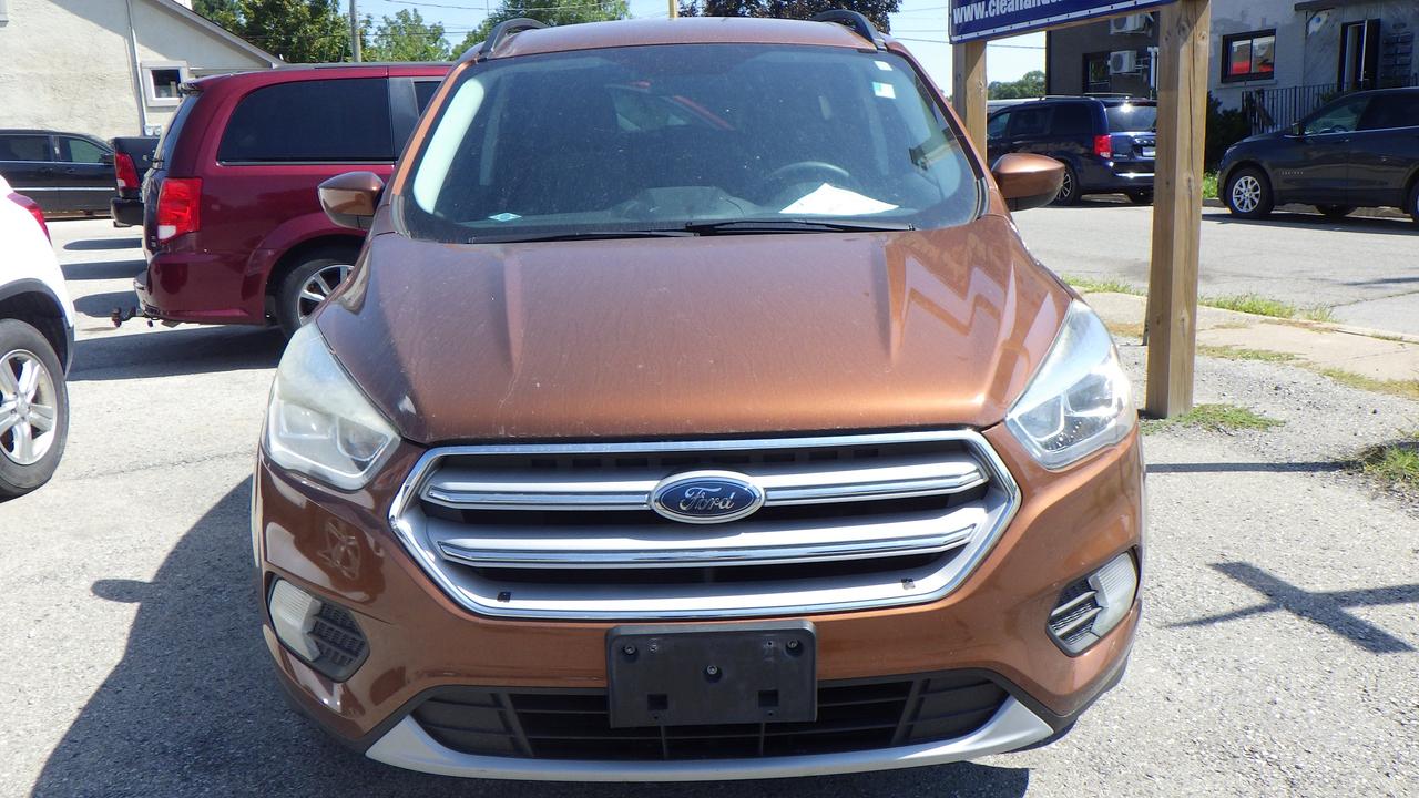 2017 Ford Escape SE Photo5