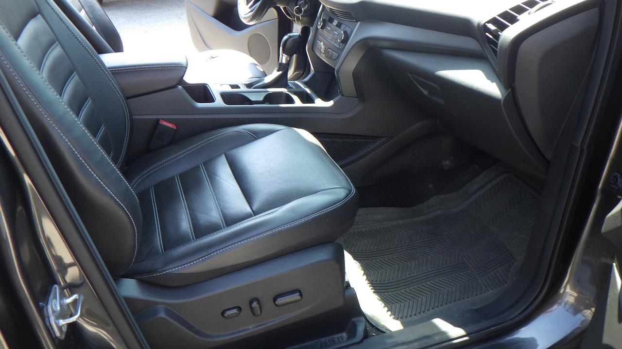 2017 Ford Escape SE Photo