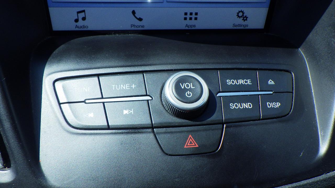 2017 Ford Escape SE Photo
